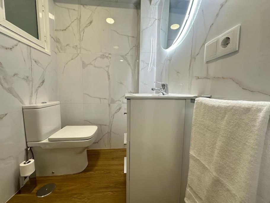 Arte Y Nuevo En El Centro Apartment Виго Екстериор снимка